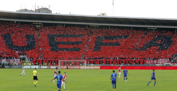 ''Delije'': UEFA - podržavaš terorizam!