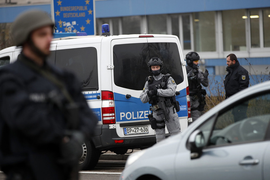 Oslobođeno osam osoba iz BiH