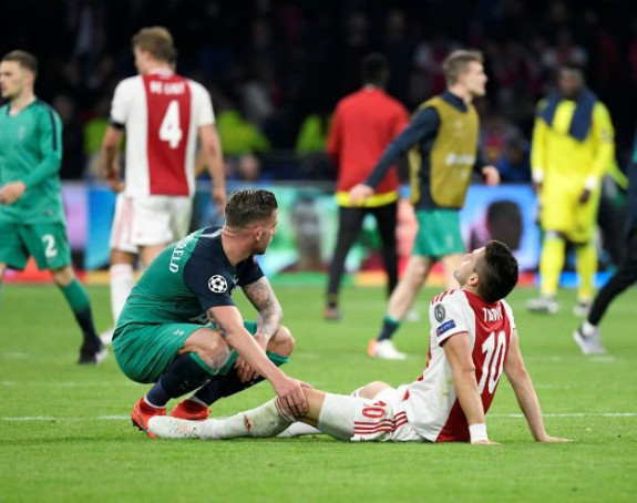 Tadić u suzama: Nismo zaslužili ovakav kraj!