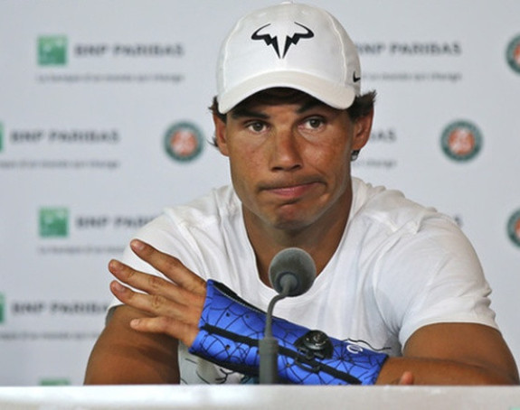 Nadal se povukao i sa Vimbldona!