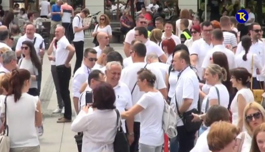 Ako nema ugovora, slijede otkazi!