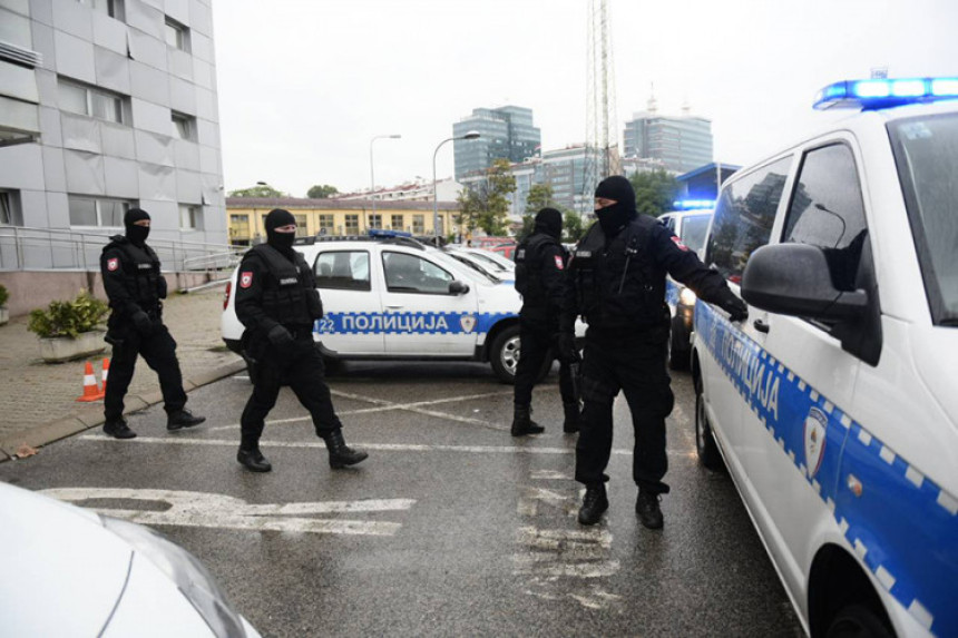 Stotine provjera zbog terorizma