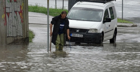 Kiša blokirala vozače u Zenici