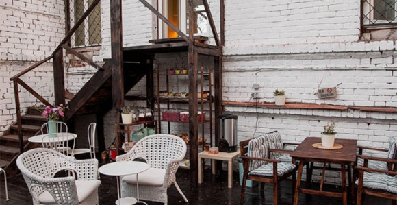  Zatvoreno 547 restorana i kafića