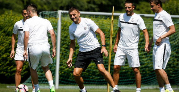 Ovo nikad nije bilo: Nekad završavali, sad počinju sezonu!