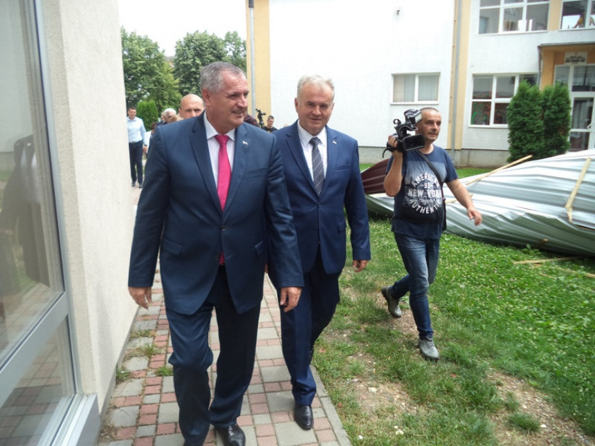 Vlada će pomoći opštini Srbac