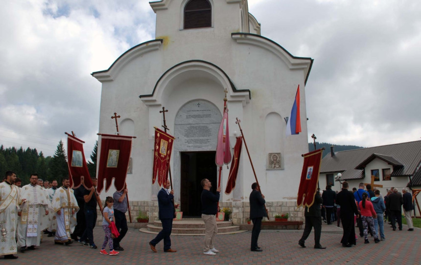 Источни Стари Град: Слава храма и општине