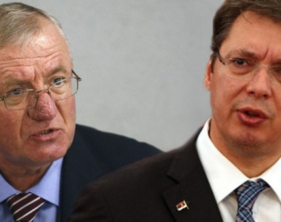 Sjediću i dva dana; Znam, stižu pelene!