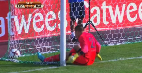 Нису пипнули лопту, а повели послије 15 секунди!