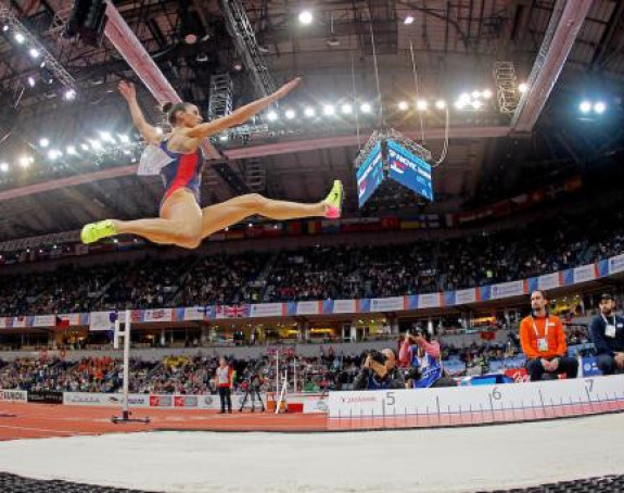 SP: Španovićeva započinje pohod na zlato!