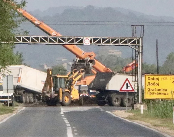 Lukavac: Jedna osoba poginula, druga u bolnici 