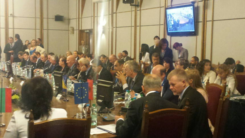 Šarović u Sofiji zbog bolesti goveda