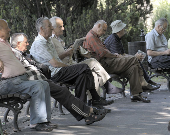 Ko prima najveće penzije Srpskoj?