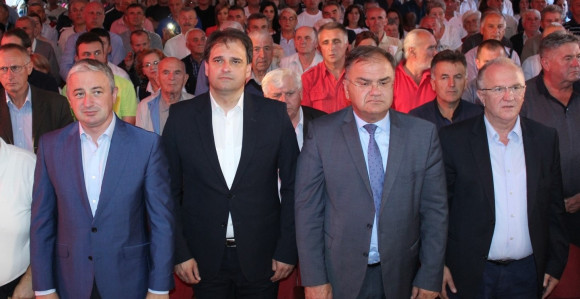 SzP: Šansa da bahata vlast ode! 