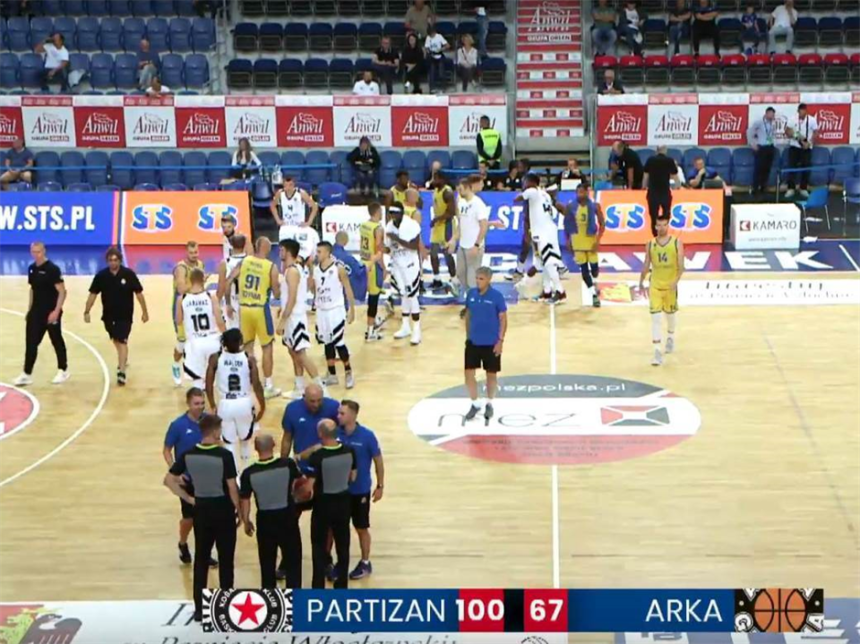 Nova pobjeda: Partizan ubacio Poljacima 100 poena!