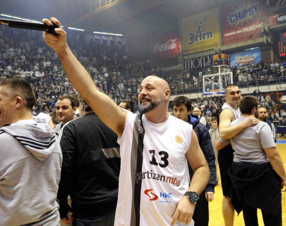 FK Partizan se oprostio od Grua: Bio si veliki drug i Grobar!