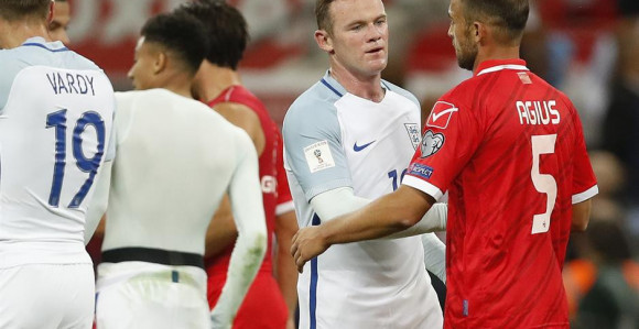 Engleska više ne voli svog kapitena...!