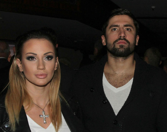 Netačne glasine: Uživaju u ljubavi