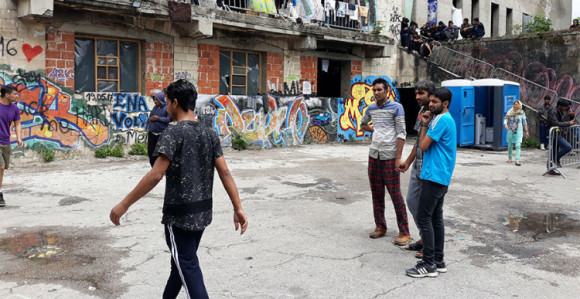 Bihać: Masovna tuča migranata