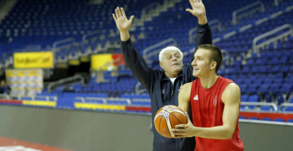 Nepoznato o Muti Nikoliću: Glumim budalu...!