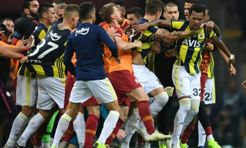 Za makljažu na terenu ukupno 43 meča suspenzije!
