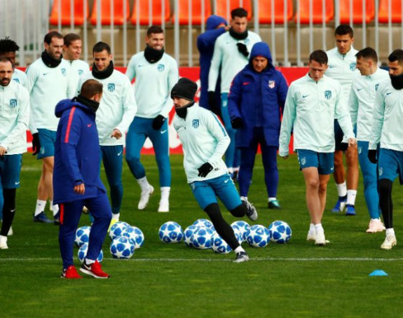 Nezadovoljstvo u svlačionici Atletika!