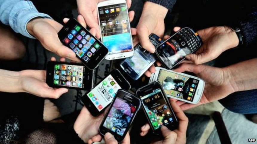 За пет година смартфонови ће “изумријети”