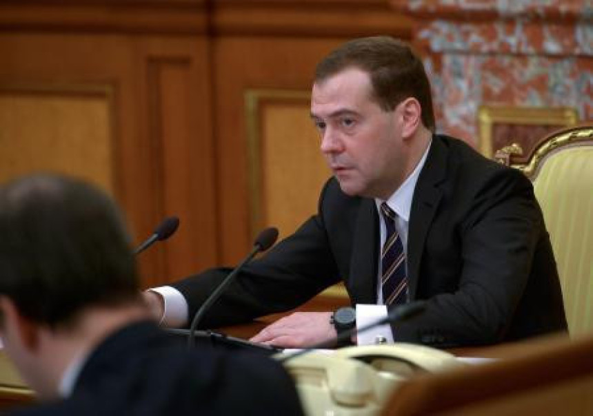 Medvedev: Rusija odbila poziv u rat