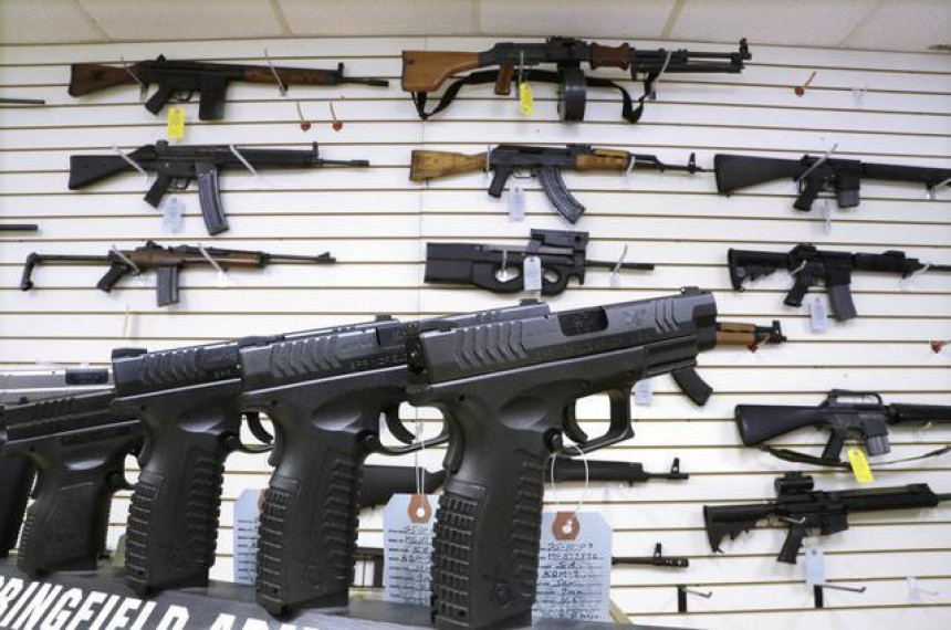Трговци оружјем: Из ИД купују као луди