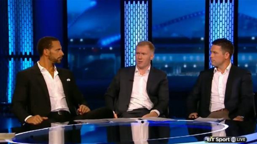 Видео - Легенде Јунајтеда удариле по Ван Галу: Докле више?!