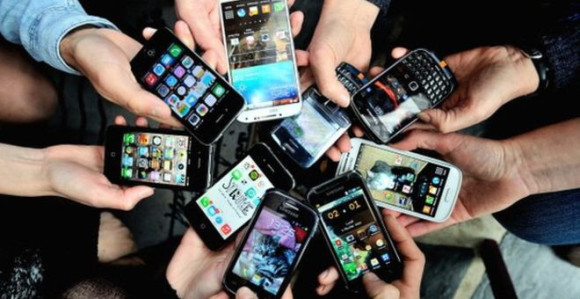 Za pet godina smartfonovi će “izumrijeti”