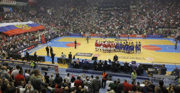 ЕЛ: Звезда чека Бајерн у Пиониру!