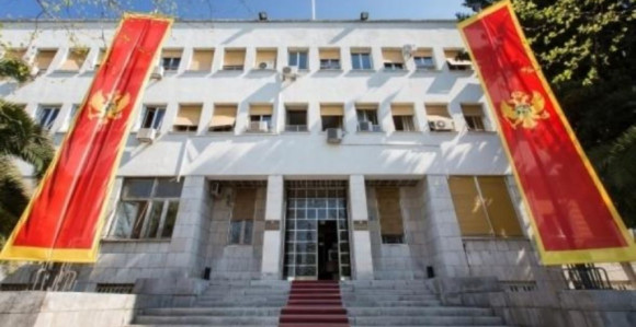 Večeras protest pred Skupštinom