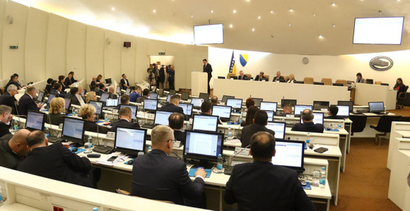 Kako natjerati funkcionere da objave šta imaju?