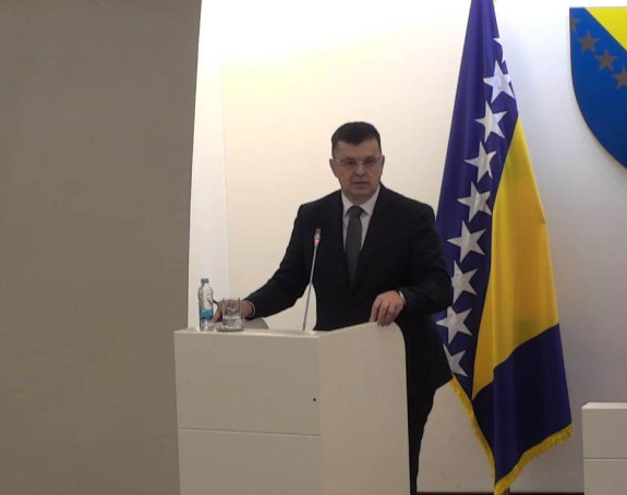 Tegeltija najavljuje čistku kadrova SDS i PDP na nivou BiH?