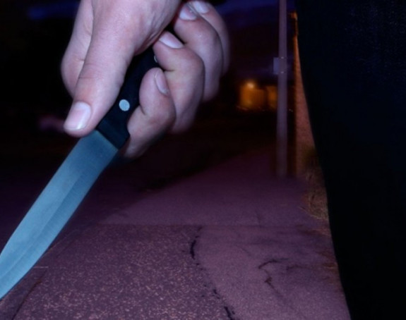 Muškarac nožem izbo komšiju kod Šekovića