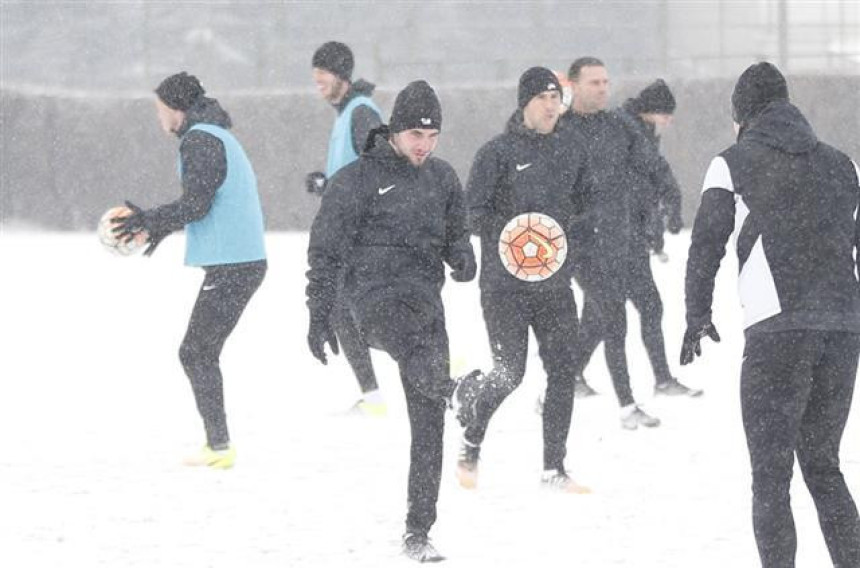 Партизан: Тавамба још није дошао... А Вујадиновић...?!
