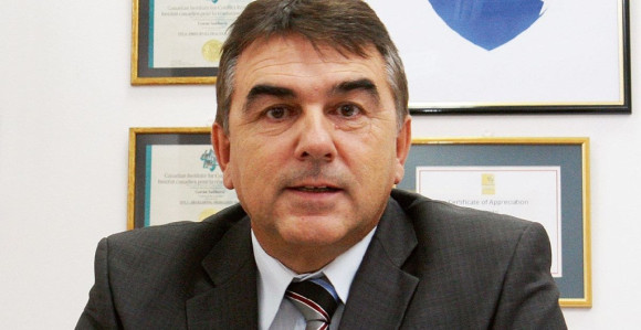 Za svjedoke pozvao cijeli politički vrh