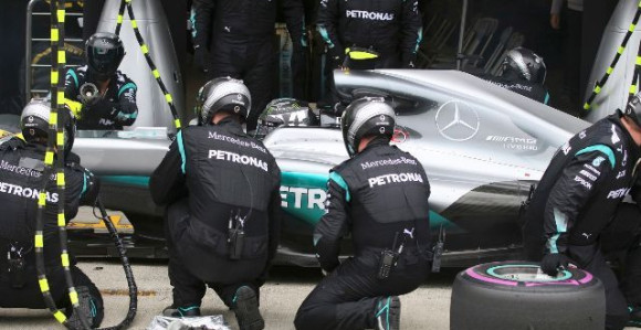 Zvanično: FIA ''trkeljiše'' Mercedes udvoljavajući Ferarijevoj tužbi!