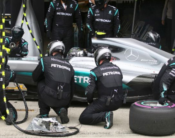 Zvanično: FIA ''trkeljiše'' Mercedes udvoljavajući Ferarijevoj tužbi!