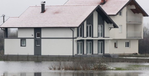 Kiša izazvala obilne probleme 