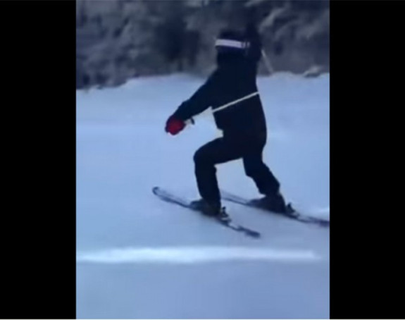 Autor hit videa: Suad zna skijati