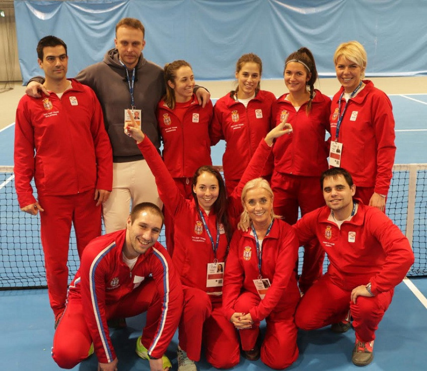 Fed kup: Nina izgubila, ali je Srbija prošla dalje!
