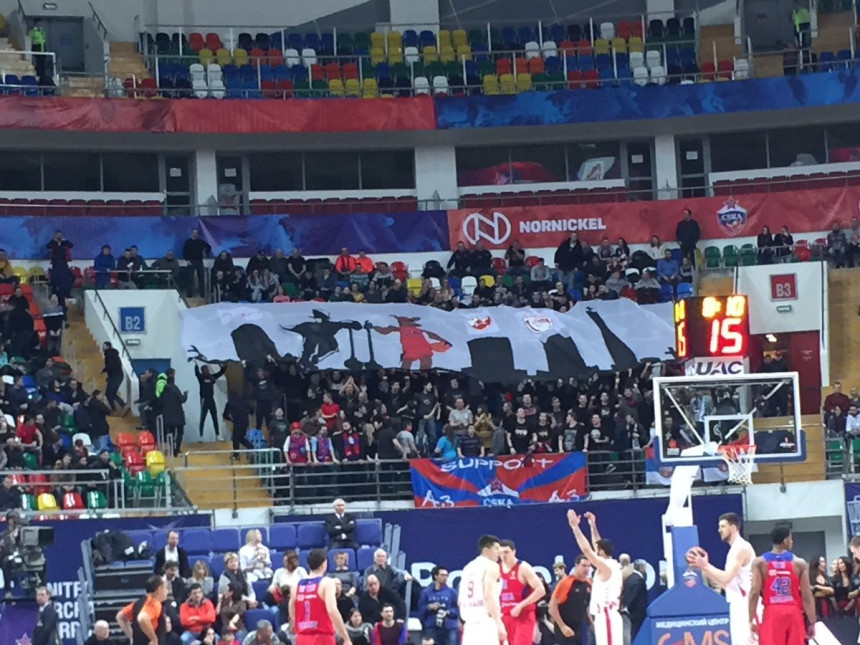 Bizarno: "Grobar" i navijači CSKA "sahranili" Zvezdu i Olimpijakos!