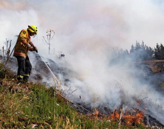 Пожар на Новом Зеланду се шири