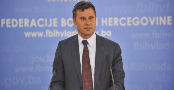 "Nema raskida ugovora sa MMF"