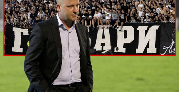 Nikolić poručio ''Grobarima'': Pustite Zvezdu, dajte nama podršku!