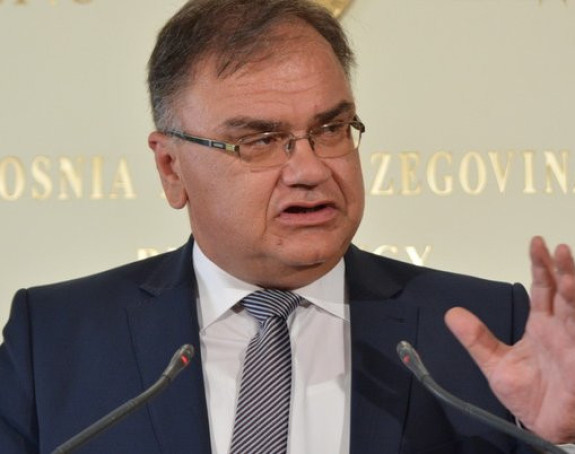 Teška situacija s izbornim zakonom
