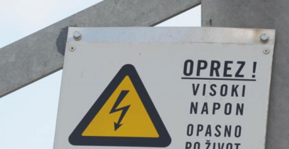Povrijeđeni od udara struje 