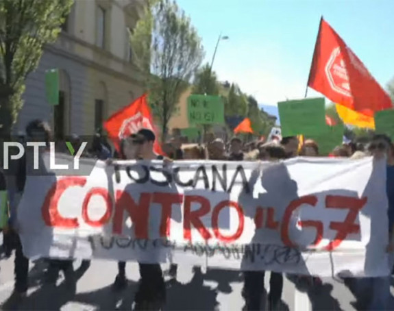 Sukobi policije i demonstranata
